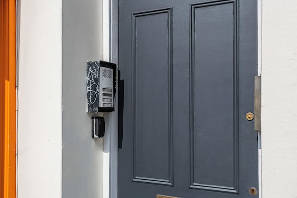 Property grounds - Brighton Courtyard boutique (Brighton)