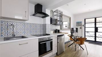Classic Studio, Patio | Private kitchenette | Electric kettle