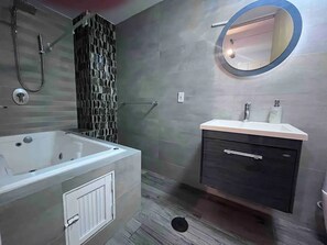 Toallas y papel de baño