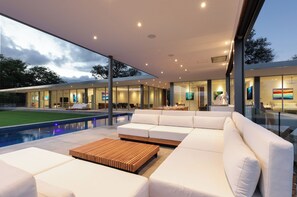 Terrace/patio - Oceanfront Luxe 4BD Puako Estate: Infinity Pool & Privacy (Kamuela)