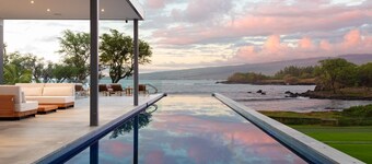 Oceanfront Luxe 4BD Puako Estate: Infinity Pool & Privacy