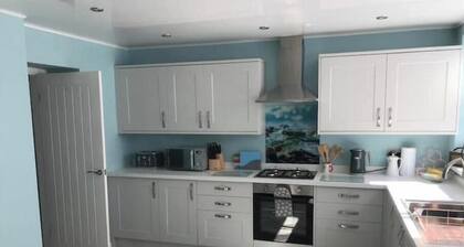 Birdsong View - comfortable apartment in Amble