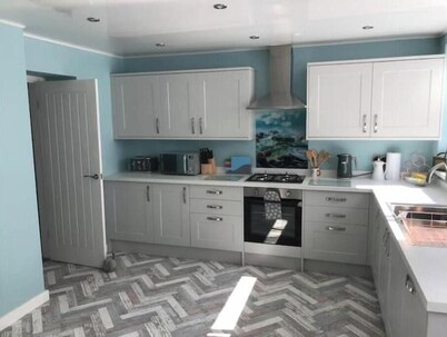 Birdsong View - comfortable apartment in Amble