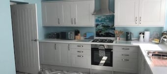 Birdsong View - comfortable apartment in Amble