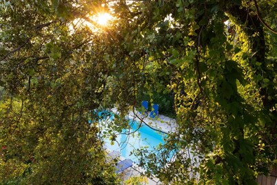 Villa Milos - Three Bedroom Villa, Sleeps 6