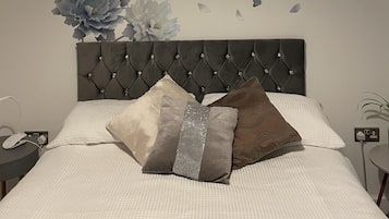 Apartment | 1 bedroom, free WiFi, bed sheets