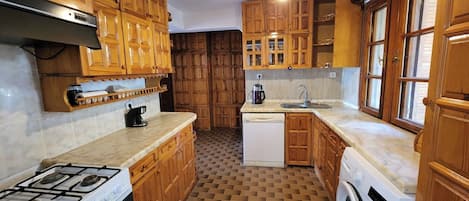 Kookgerei, borden en bestek