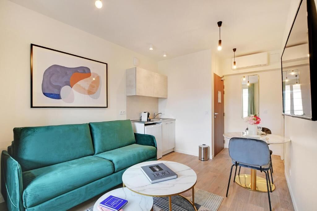 Family Apartment | Living area | Smart TV