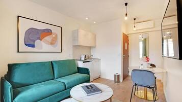 Family Apartment | Living area | Smart TV
