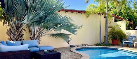 Outdoor pool, pool loungers