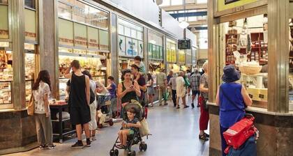 Melbourne CBD-private rooms guests Hse.