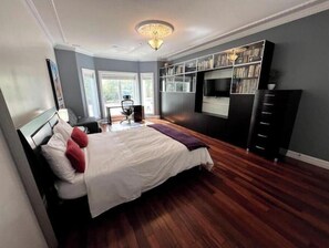 1 habitación, tabla de planchar con plancha, wifi y ropa de cama 
