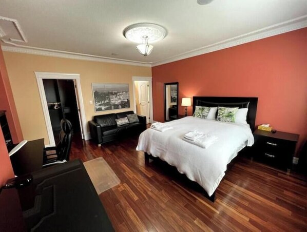 1 chambre, fer et planche à repasser, Wi-Fi, literie fournie