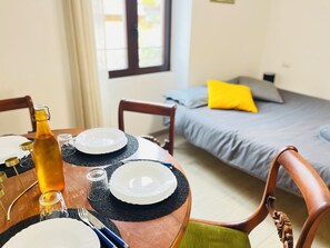 2 chambres, bureau, Wi-Fi gratuit, draps fournis