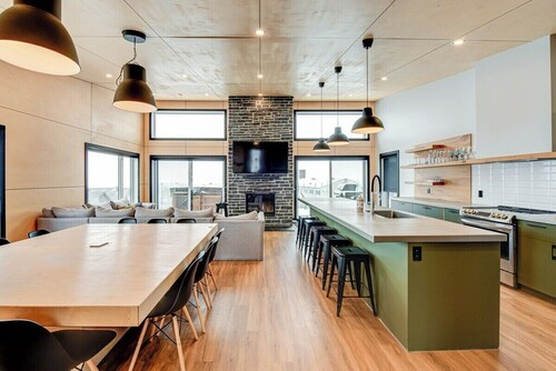 VAIL 12 - Modern 5 bedroom chalet for 18 people with spa