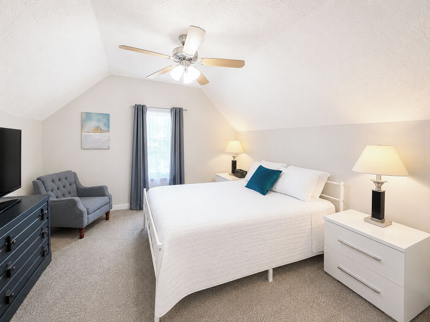 2 bedrooms, iron/ironing board, free WiFi, bed sheets