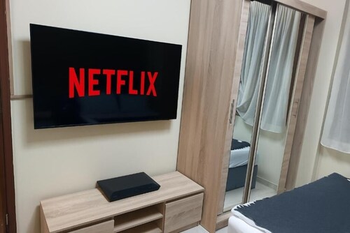 Little House In Petroupoli 