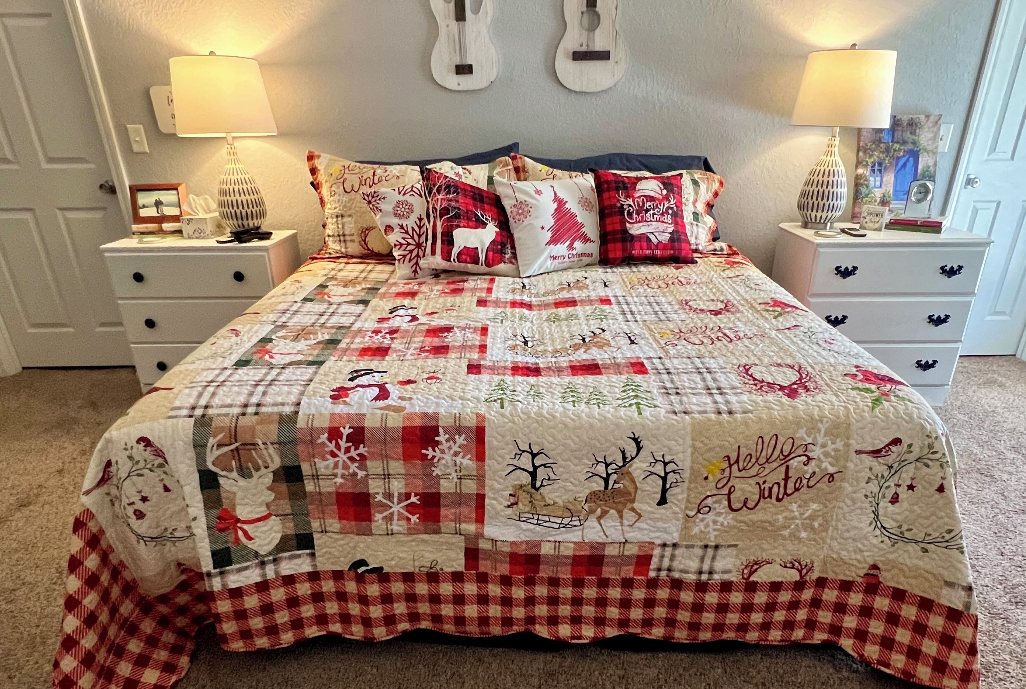 4 bedrooms, desk, iron/ironing board, travel crib