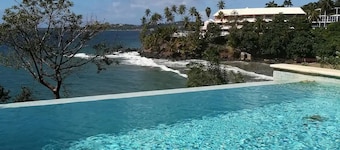 CAHAYA VILLA, Luxury 3 bedroom, Ocean View