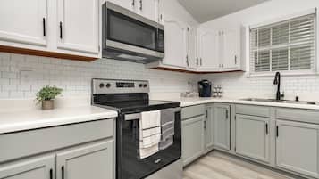 Microwave, oven, stovetop, dishwasher