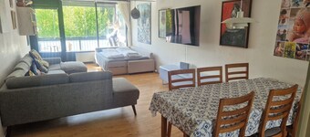 Spacious apartment near parks and historic center 