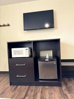 Habitación individual económica | Escritorio, wifi gratis, ropa de cama