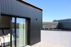 Deluxe tweepersoonskamer, uitzicht op de stad | Terras