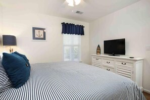 Room - Spacious 3BR 1st floor True Blue Golf, Pool, Beach

 (Pawleys Island)