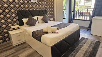 Deluxe Double Room, City View