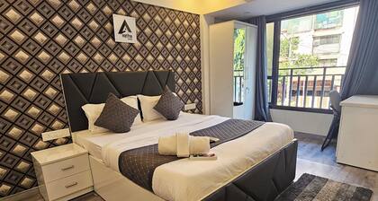 Astha Kandivali Service Apt