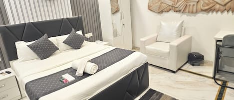 Deluxe Double Room, City View