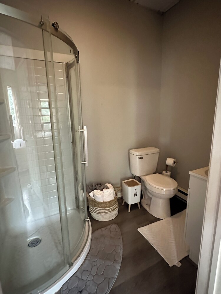 Charming 1bedroom B&B with WiFi and AC in Scranton Scranton Vrbo