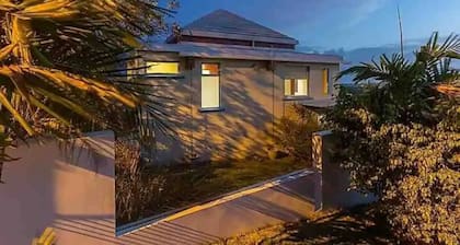 Para Sol Villa spacious w/ stunning Ocean View