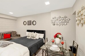 1 bedroom, iron/ironing board, WiFi, bed sheets