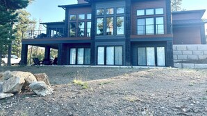 Exterior - Modern Pines-6 Bedroom, 5.5 Bath. 4 Master Suites! (Lead)