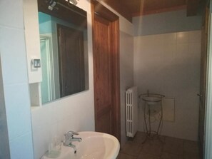 Bathroom - Rifugio Monte Zeus (Premia)