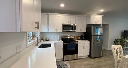 Salty Crab - Ocean View