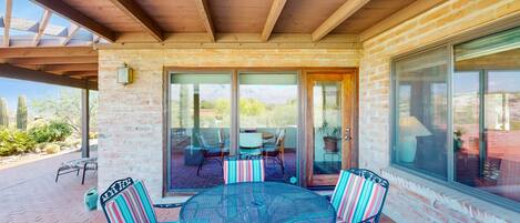 Outdoor dining