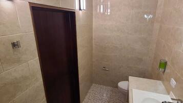 Handtücher, Seife, Toilettenpapier