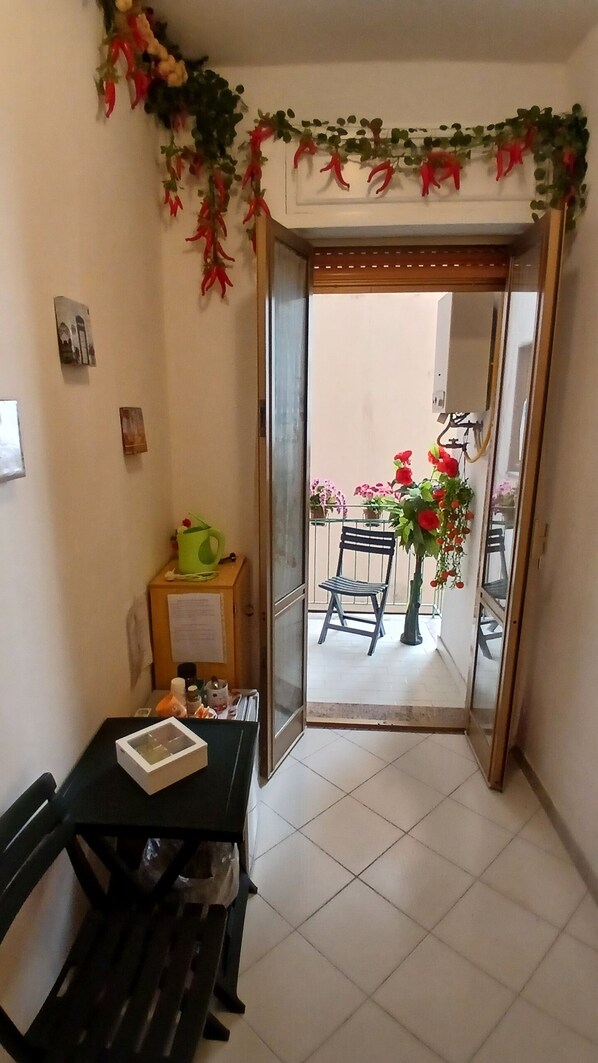 Familie vierpersoonskamer, privébadkamer | Terras