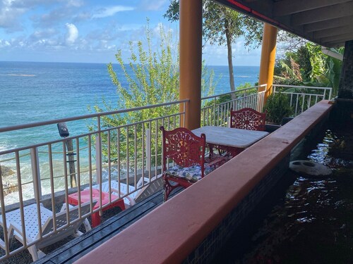 The Oasis w/ private beach & great view #432211004