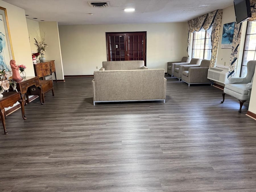 Coin salon dans le hall