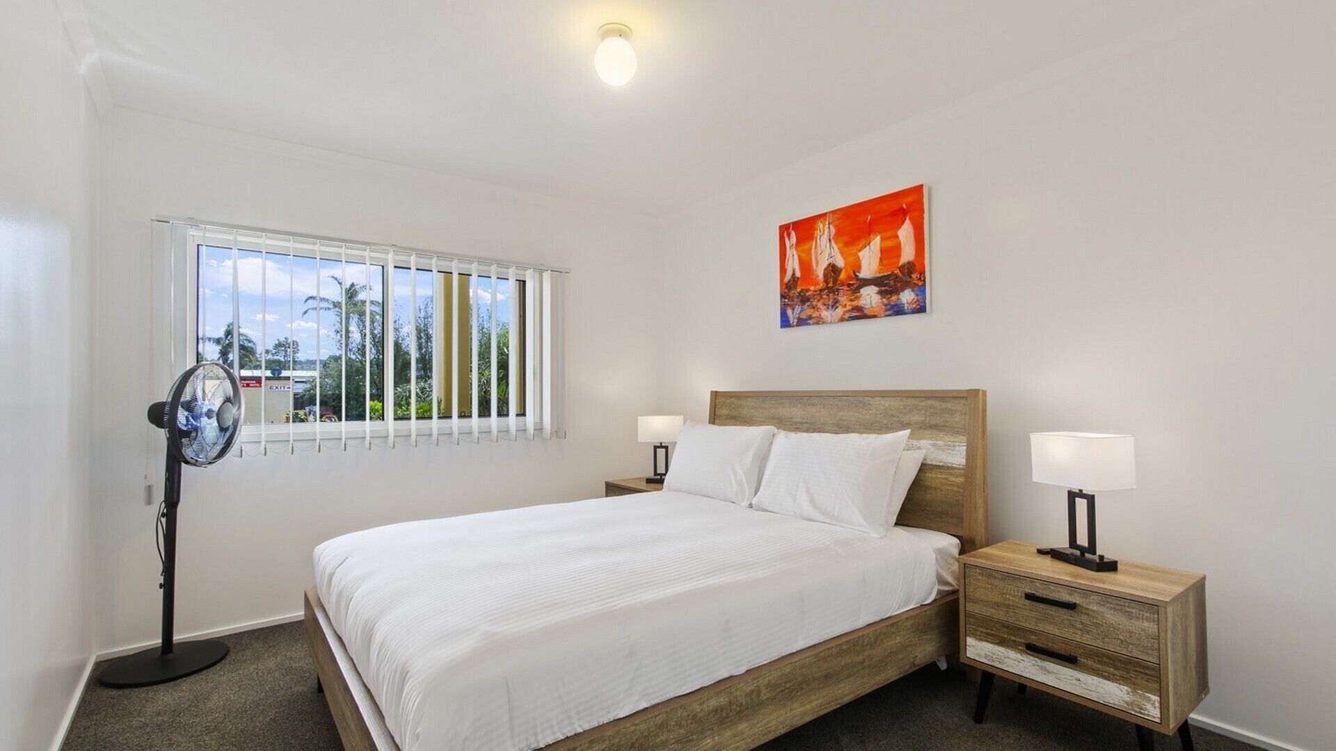 2 bedrooms, iron/ironing board, free WiFi