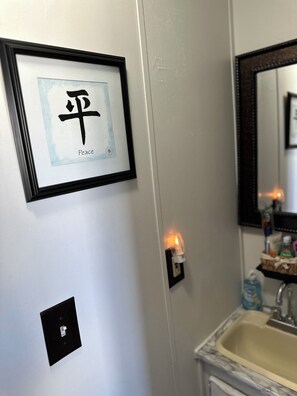 Interior - Chic Country Studio 8 miles from Lafayette (Rayne)