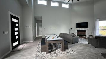 غرفة الألعاب