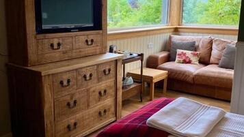 Superior Double or Twin Room, Lake View | Free WiFi