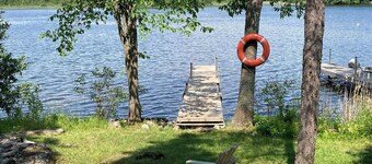 Relaxing Dog Daze Cottage Retreat at the Lake Edge Cottages!