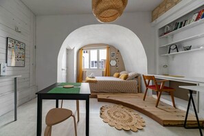 1 chambre, bureau, lit parapluie, Wi-Fi gratuit