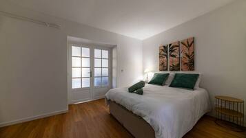 2 habitaciones, tabla de planchar con plancha y wifi gratis