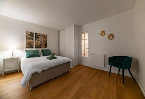 2 多间卧室、熨斗/熨衣板、免费 WiFi、床单